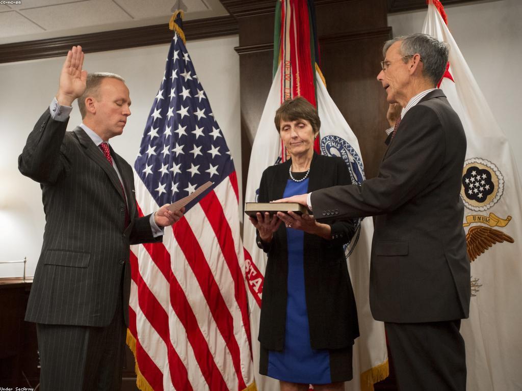 យុទ្ធសាស្ត្រការបង្កើតម៉ូដែលក្នុងអាជីវកម្ម